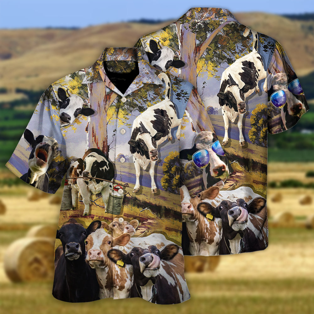 Cow Dancing In The Australian Landscape Funny Art Style - Hawaiian Shirt