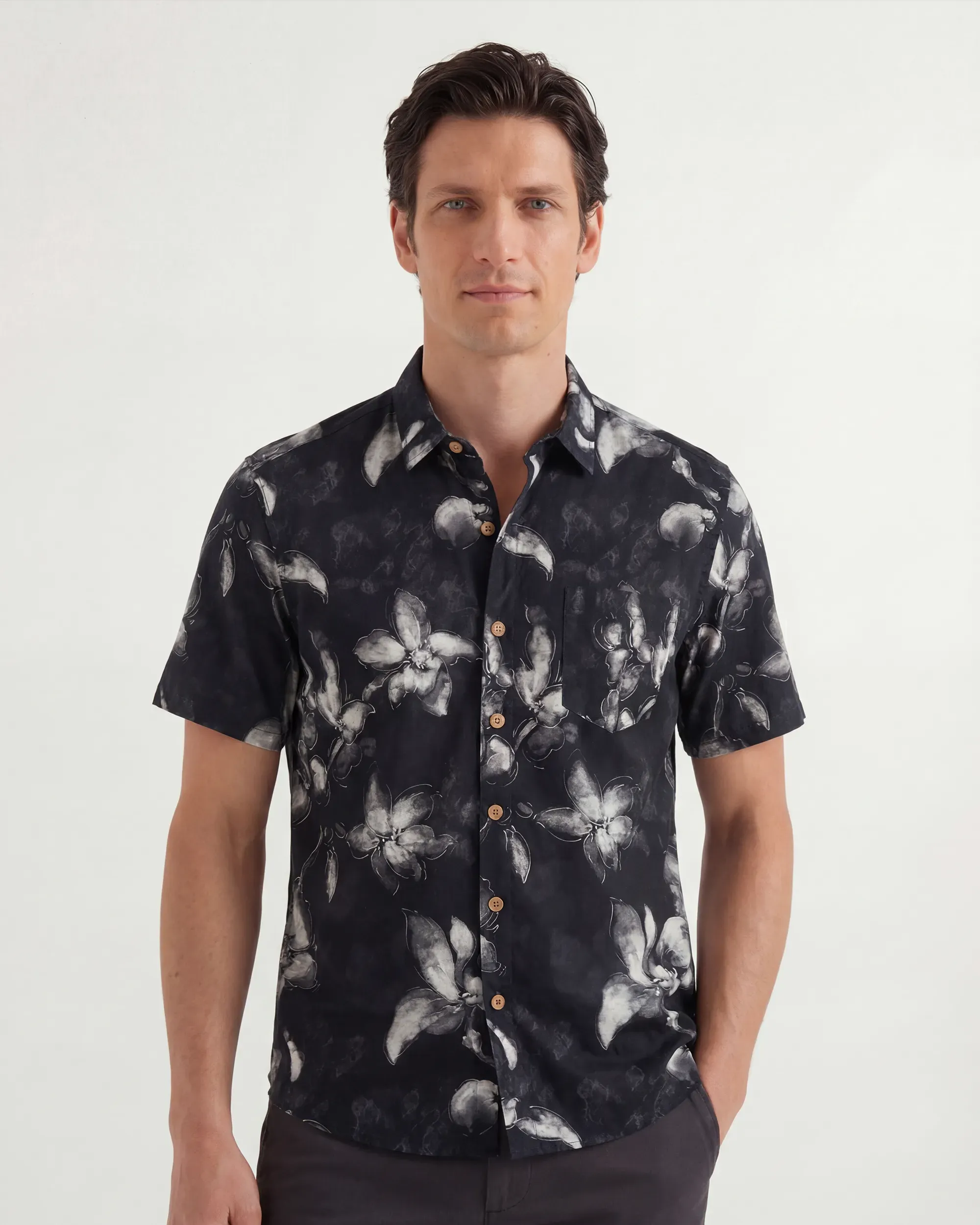 LeosWare® Men's Hawaiian Shirt Short Sleeve Button-up 100% Cotton Black Aloha Ink Wash Floral Silhouette By Ethan