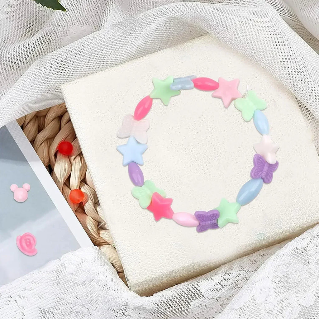 500pcs Clay Beads Bracelet Making Kit Friendship Bracelet with Needle Cord DIY Arts Crafts Gift Toy for Kids Classroom Exchange