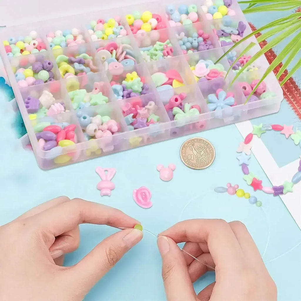 500pcs Clay Beads Bracelet Making Kit Friendship Bracelet with Needle Cord DIY Arts Crafts Gift Toy for Kids Classroom Exchange