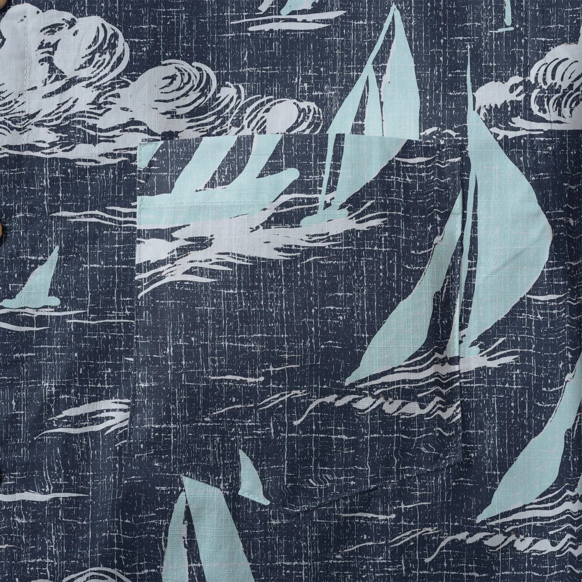 LeosWare® Sailboat Men's Hawaiian Shirt Short Sleeve Button-up 100% Cotton Blue Aloha Sailing To The Horizon By Ann