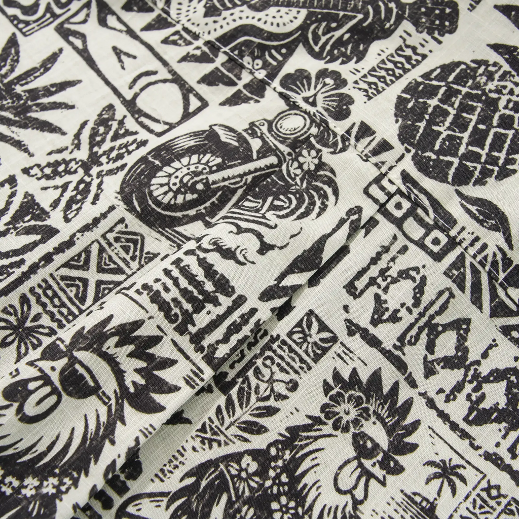 Men's Hawaiian Shirt Short Sleeve Button-down 100% Cotton Black Rooster Aloha The Bone Voyage By Cigar
